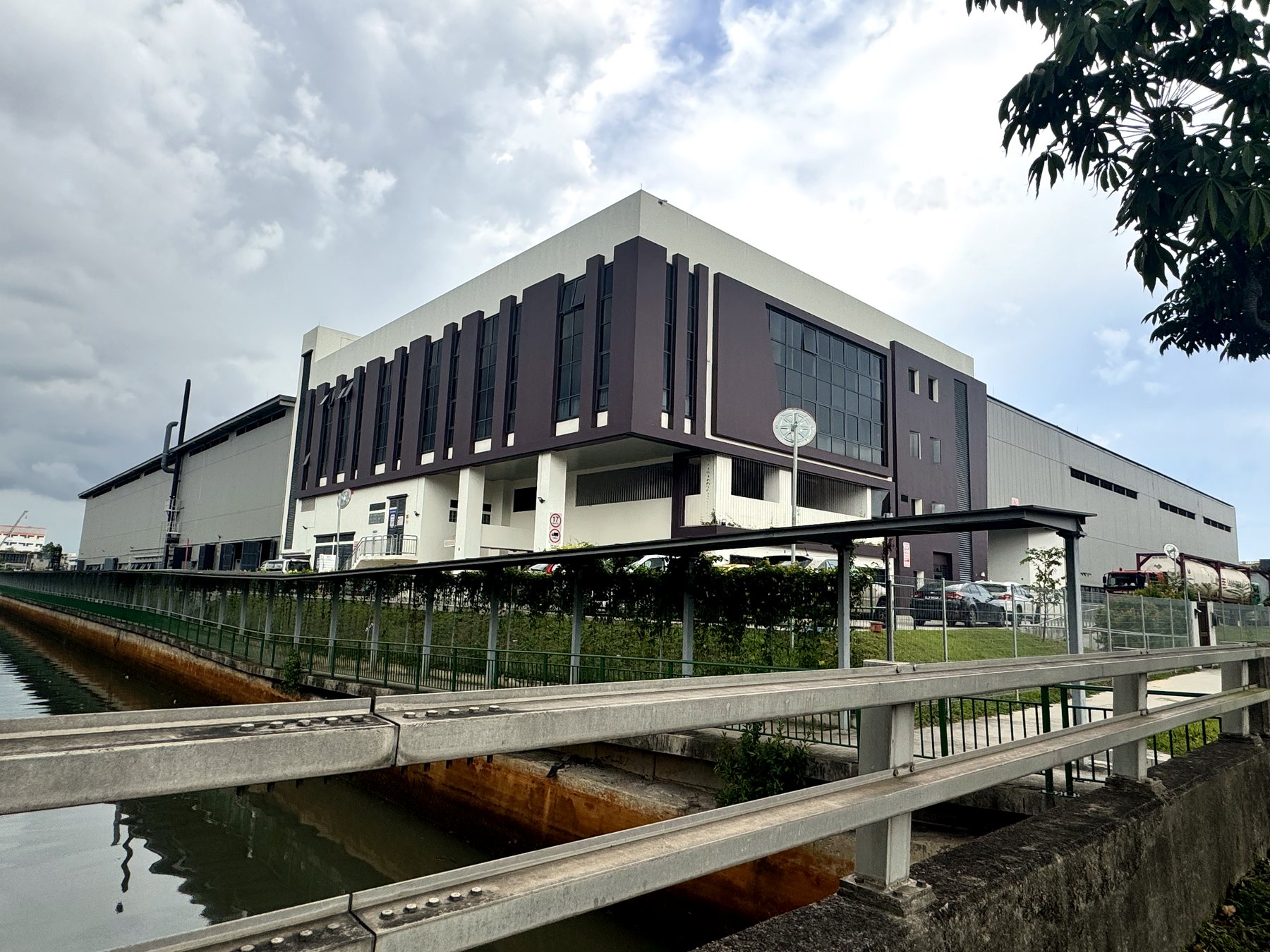50 Tuas Crescent project photo 1